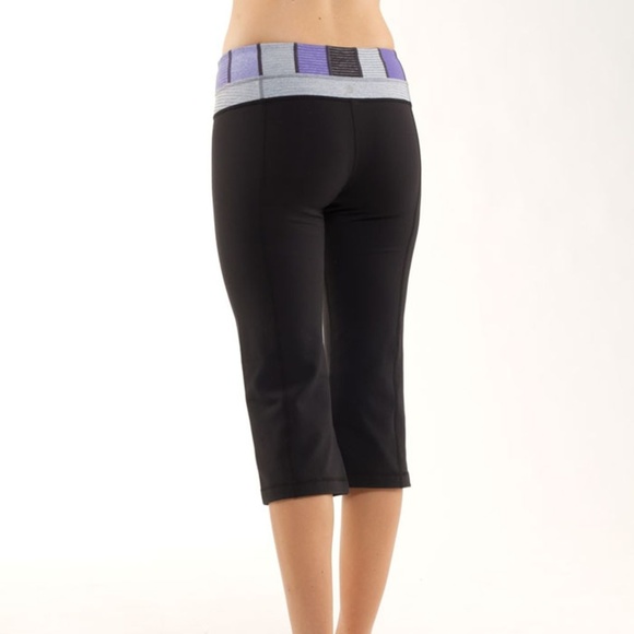Two pairs of Lululemon Groove Crop workout pants - Picture 3 of 6